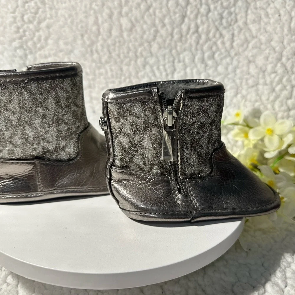 MICHAEL Michael Kors baby Silver Ankle Boots with Side Zipper
